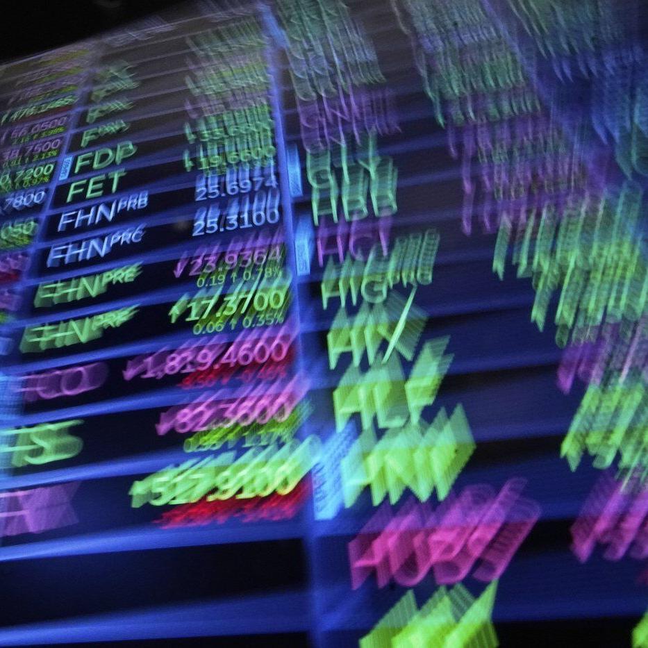 S&P/TSX composite up more than 200 points as price of oil climbs higher